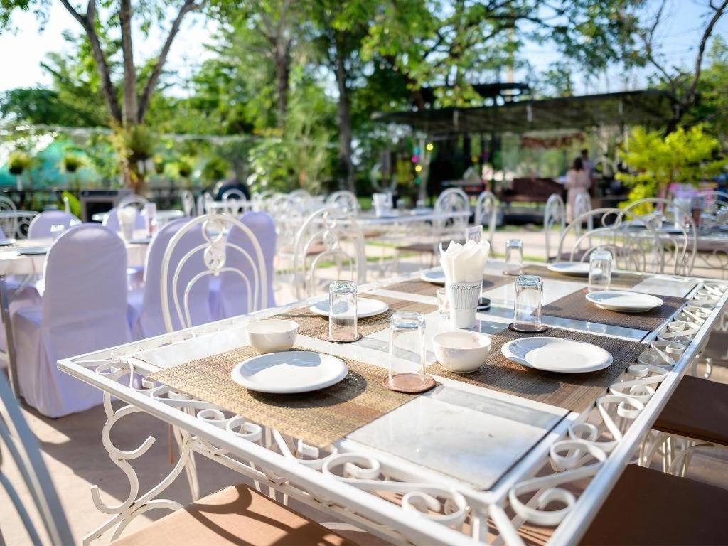 Chayada Garden House And Resort Hotel Nakhonratchasima Εξωτερικό φωτογραφία