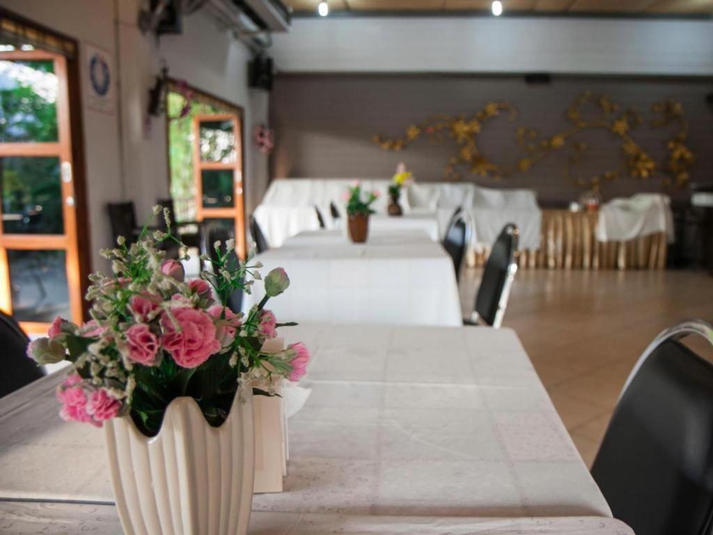 Chayada Garden House And Resort Hotel Nakhonratchasima Εξωτερικό φωτογραφία