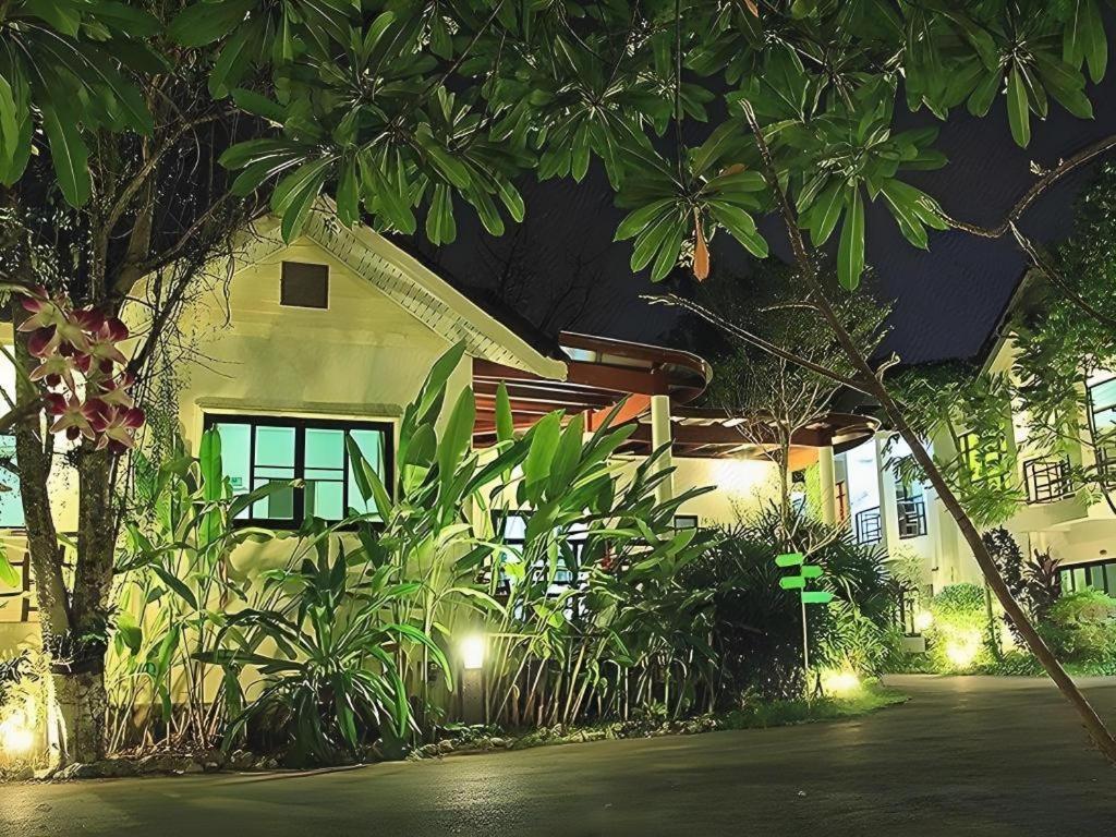 Chayada Garden House And Resort Hotel Nakhonratchasima Εξωτερικό φωτογραφία