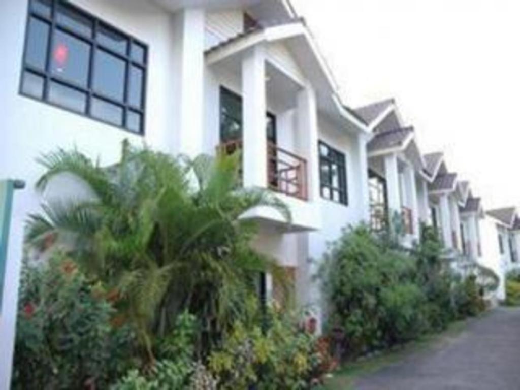 Chayada Garden House And Resort Hotel Nakhonratchasima Εξωτερικό φωτογραφία