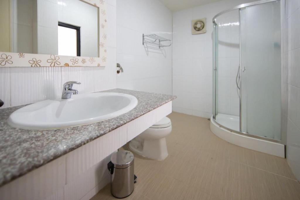 Chayada Garden House And Resort Hotel Nakhonratchasima Εξωτερικό φωτογραφία